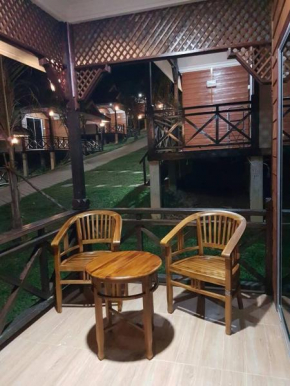  Perhentian Island Cocohut Long Beach Resort  Kuala Besut